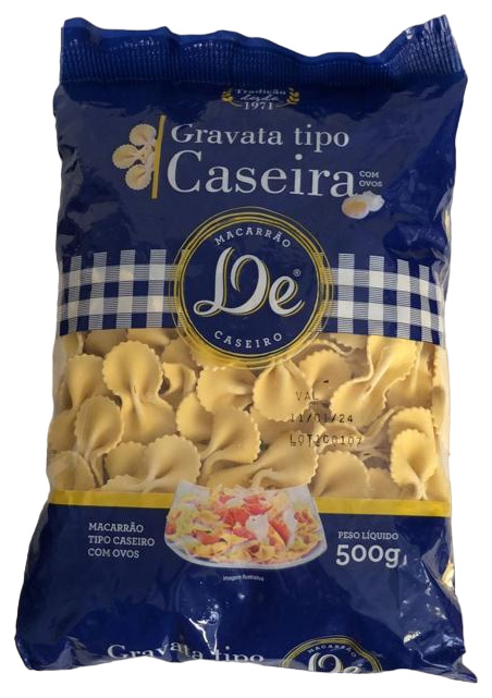 MASSAS DE MASSA DE SÊMOLA COM OVOS